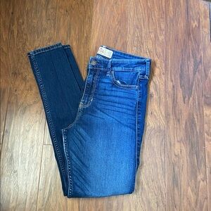 Hollister Women's Dark Blue Skinny Jeans High Rise